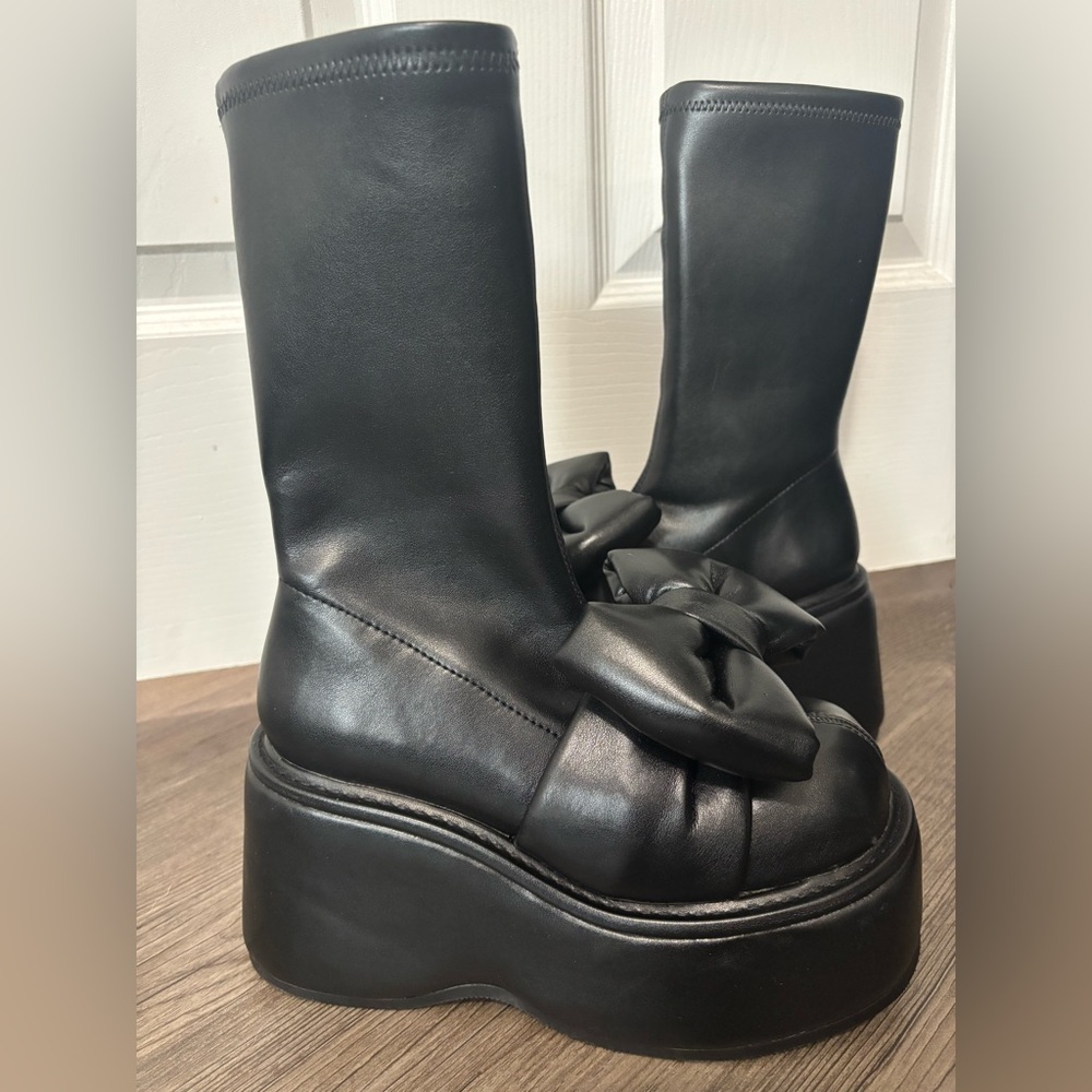 Dolls Kill / Sugar Thrillz Make It Mine Bow Booties